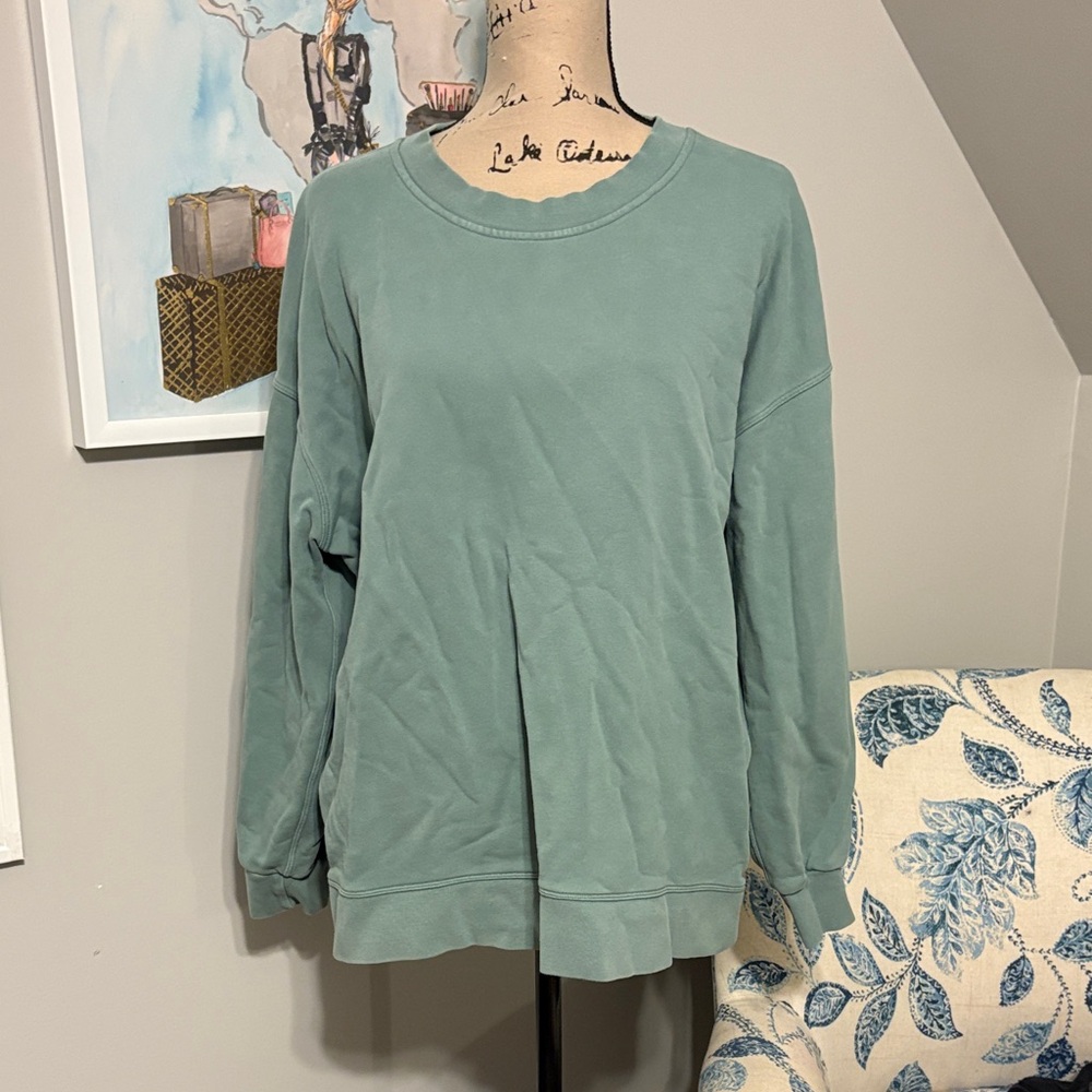 lululemon athletica oversized crew neck Sweatshirt size 12